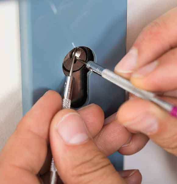 Trumbull Locksmith