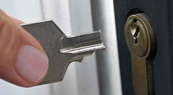 Locksmith Trumbull